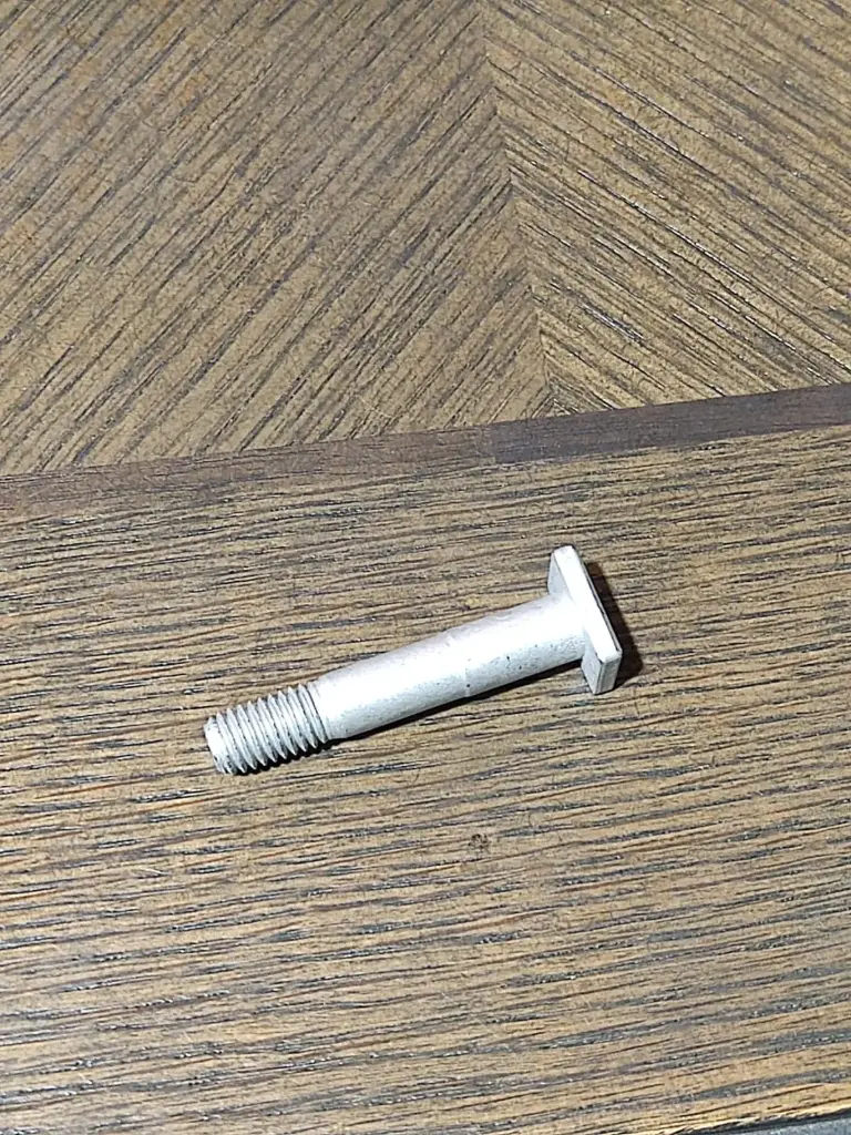 Bar Bolt For Chainsaw (Many)