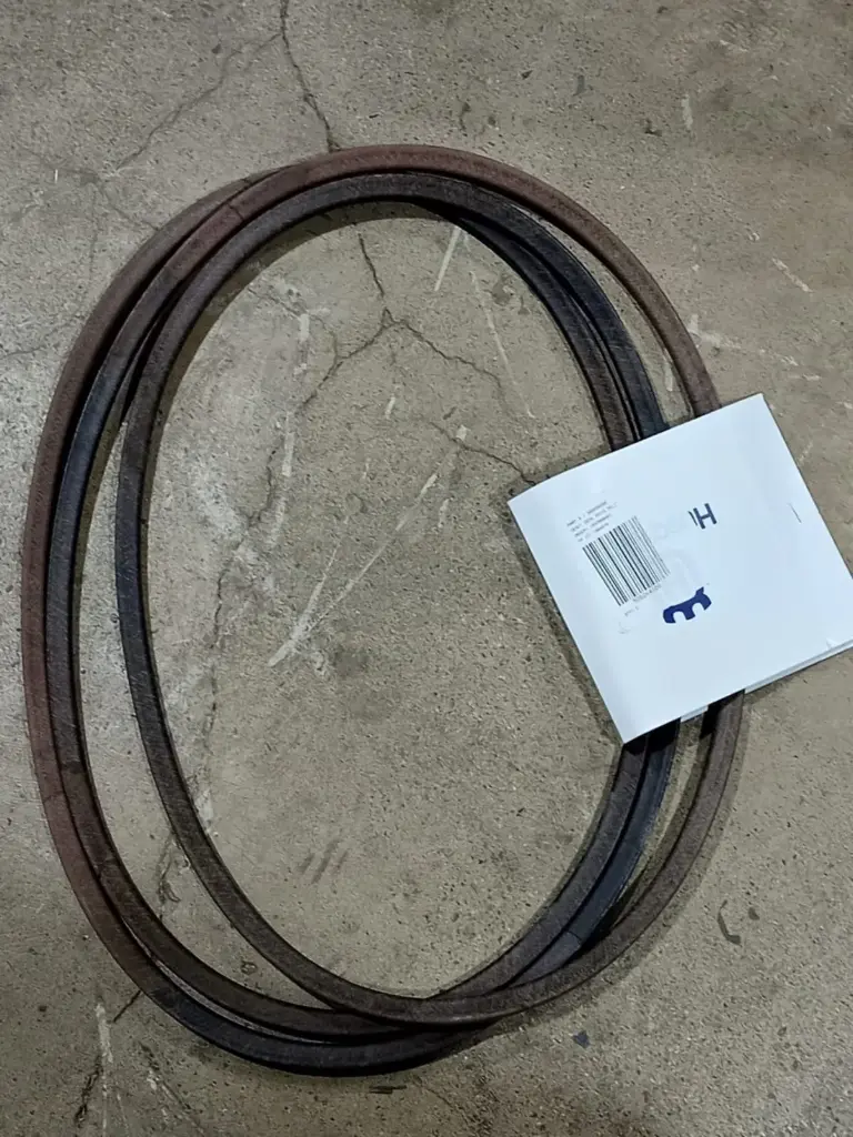 588264805 Deck drive belt for Z554L