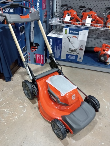 [970607603] Lawn Xpert LE-322 (battery and charger included) SN 20233401130