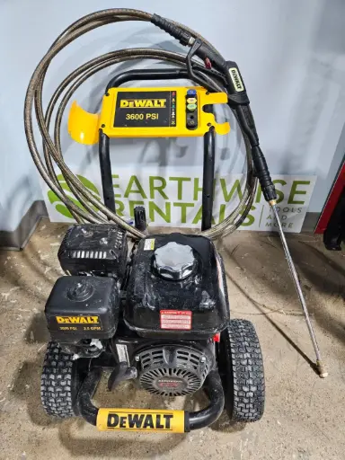  DeWalt 3600 PSI Portable Gasoline Pressure Washer Model DXPW61299 Serial N: 09245002258