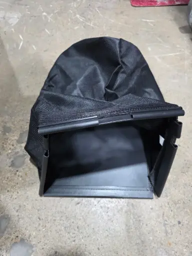 Grass Bag 587100402 For LC221R/LC221RH